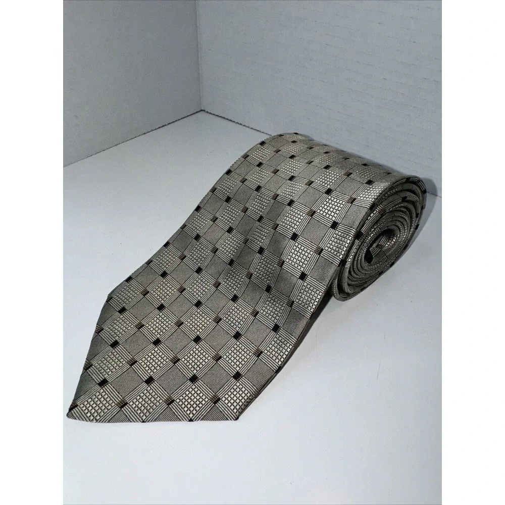 Roberto Villini Necktie Mens OS Silver Taupe Geometric Grid‎ Silk Hand Made Tie